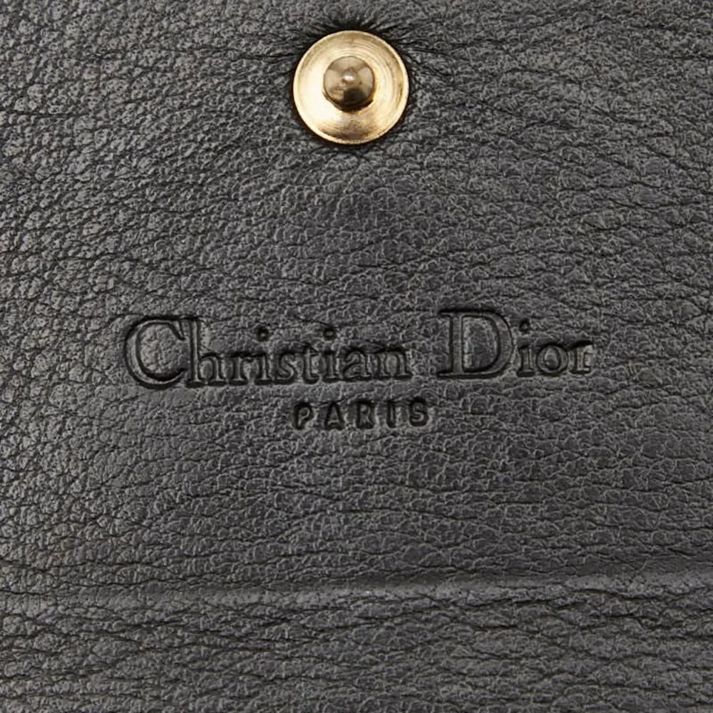 Dior delivery duty